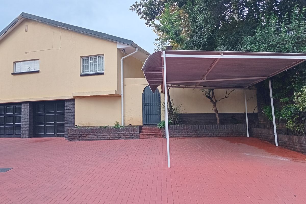 This lovely family home offers a perfect blend of comfort, space, and versatile living. - Photo 4