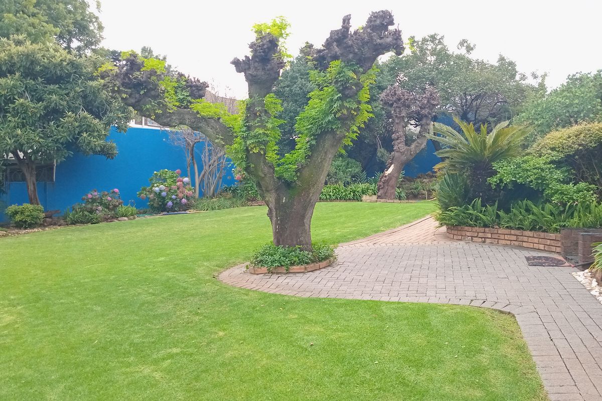 This lovely family home offers a perfect blend of comfort, space, and versatile living. - Photo 3