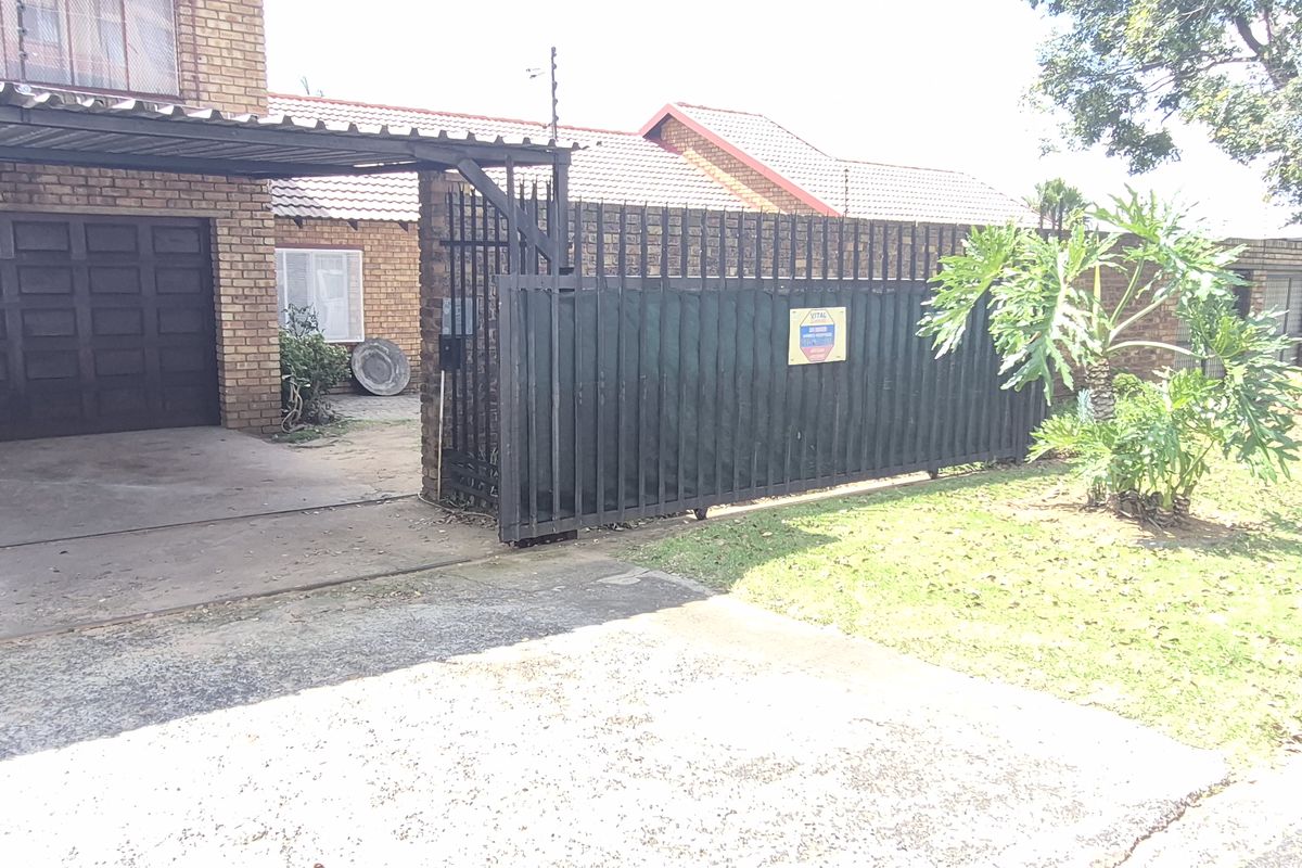 5 bedroom for sale in Reyno ridge proper. - Photo 2