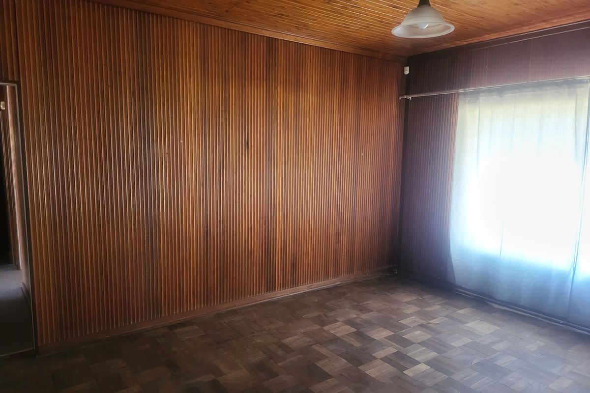 Prime Location, family home. - Photo 5