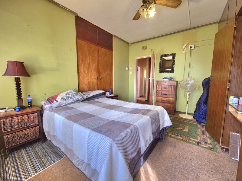 3 Bedroom House For Sale in Brenthurst! - Photo 10