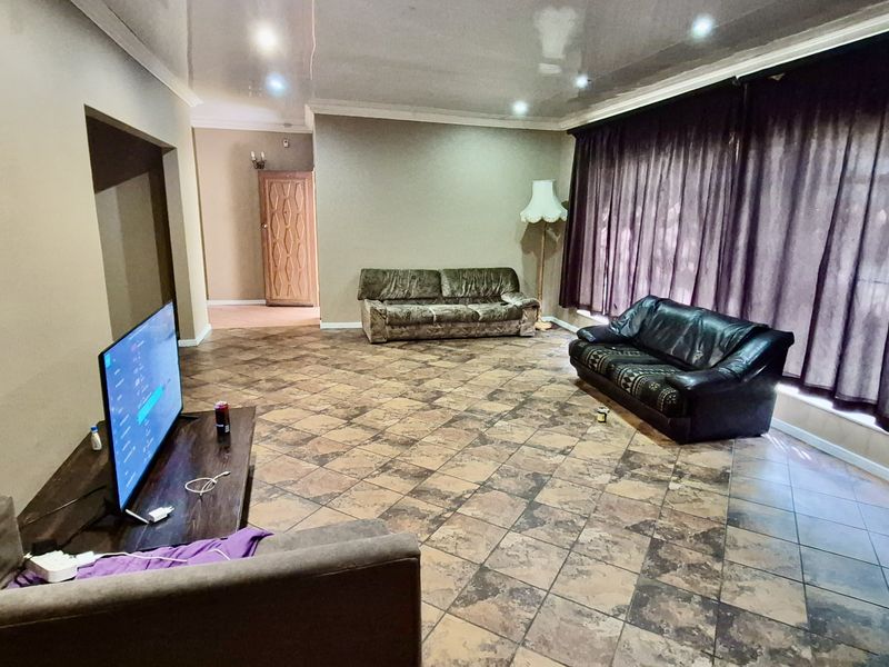 Huge family house for sale in del Judor. - Photo 6