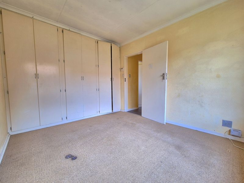 Your Blank Canvass Awaits! - Photo 9