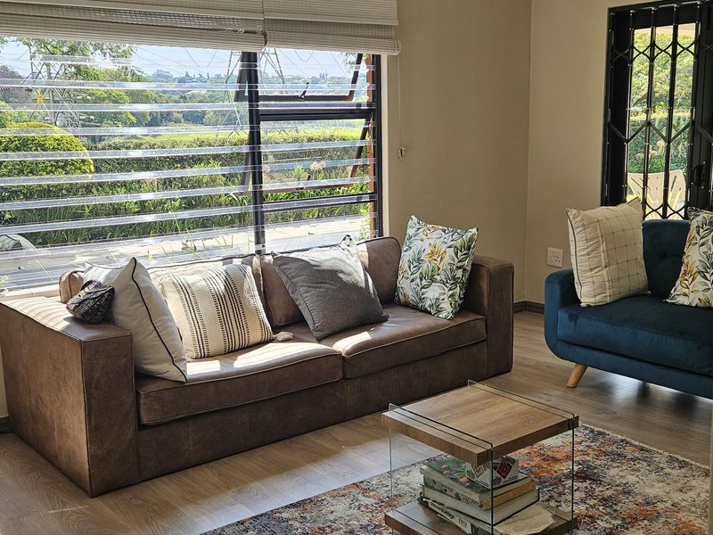 Elegant 5 Bedroom Family Home in Prime Hurlingham. A Rare Executive Opportunity - Photo 2