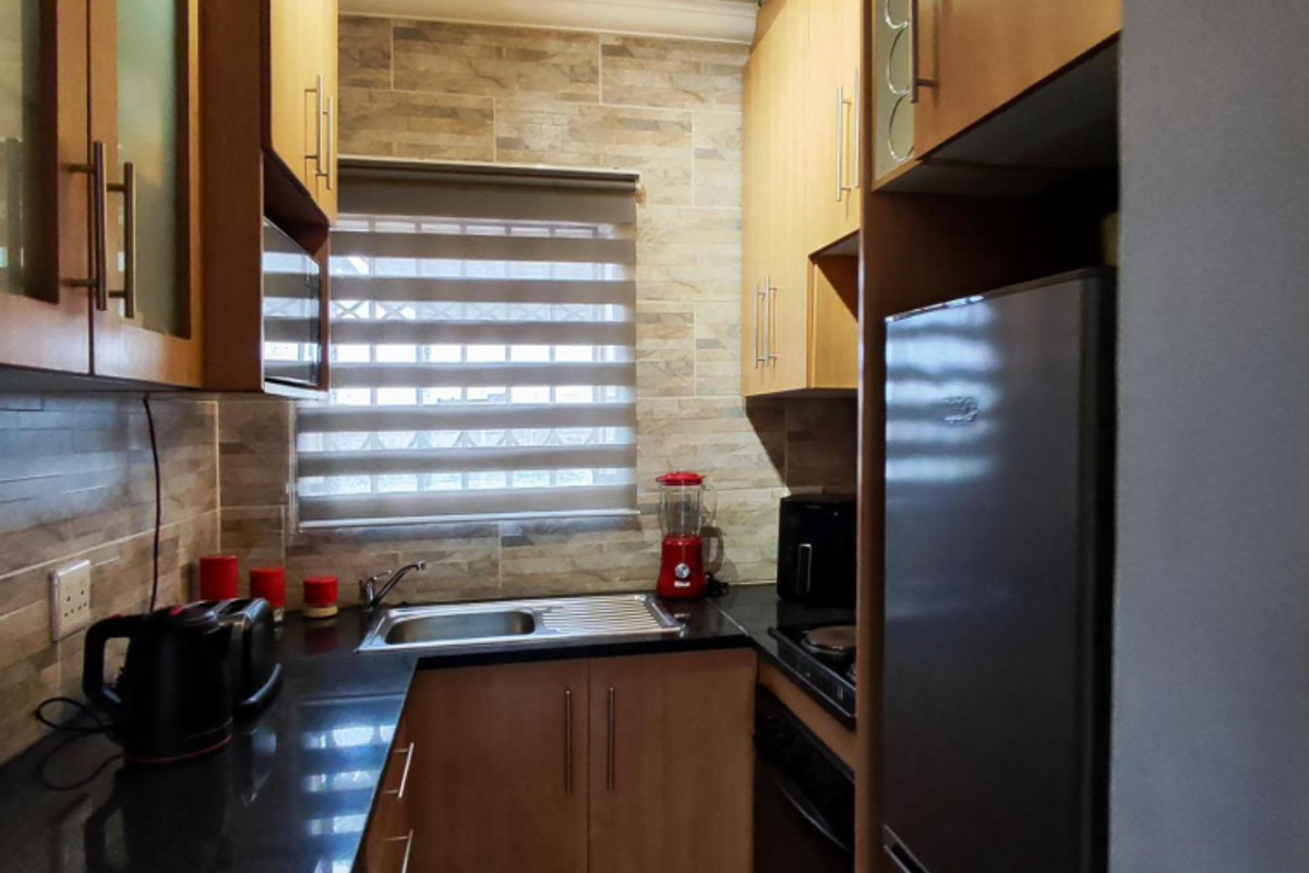 2-Bedroom Apartment for Sale in Dawn Park - Photo 2