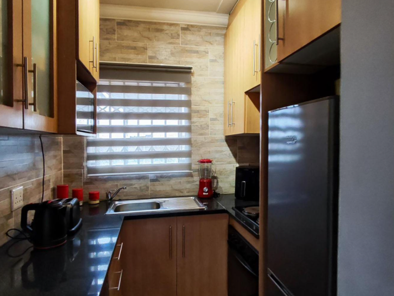 2-Bedroom Apartment for Sale in Dawn Park - Photo 2