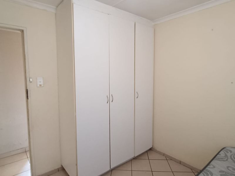 Smart Investment Opportunity – 4 Bedroom Home with Extras! - Photo 10