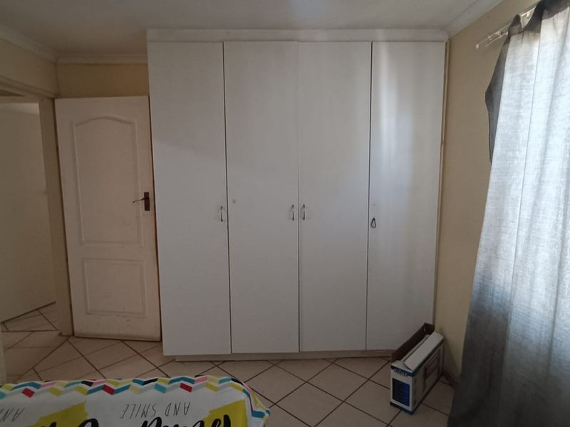 Smart Investment Opportunity – 4 Bedroom Home with Extras! - Photo 3