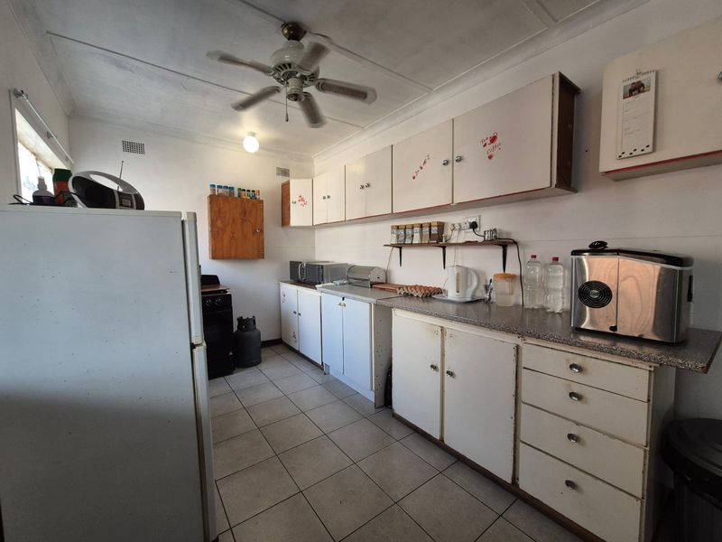 !EXCELLENT INVESTMENT OPPORTUNITY! - Photo 10