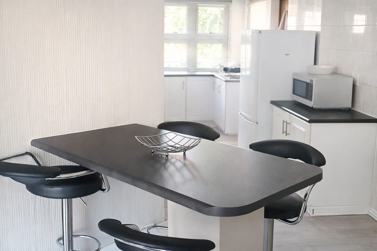 Fully Furnished 3-Bedroom Townhouse to Rent in Secure Complex – Green Area - Photo 5