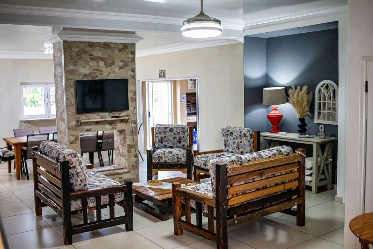 STUNNING GEM IN ASTON BAY - Photo 4