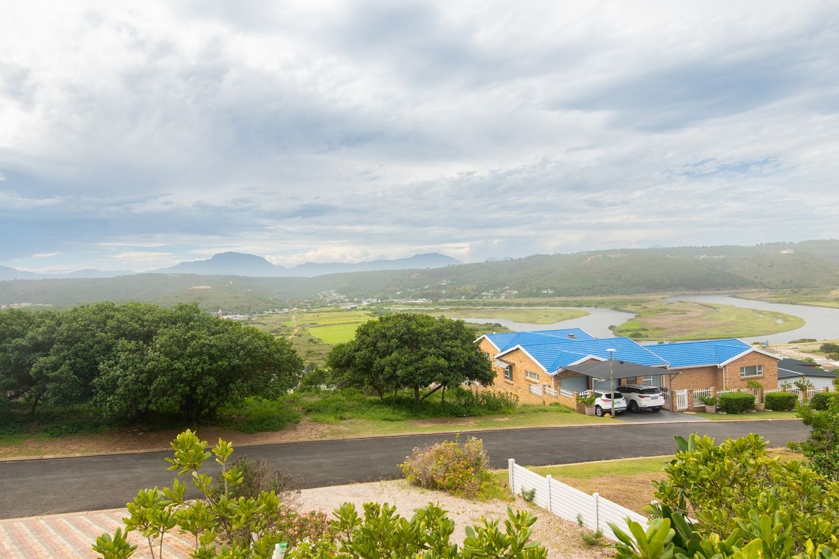 Exceptional Investment & Lifestyle Opportunity with Unmatched Views - Photo 2