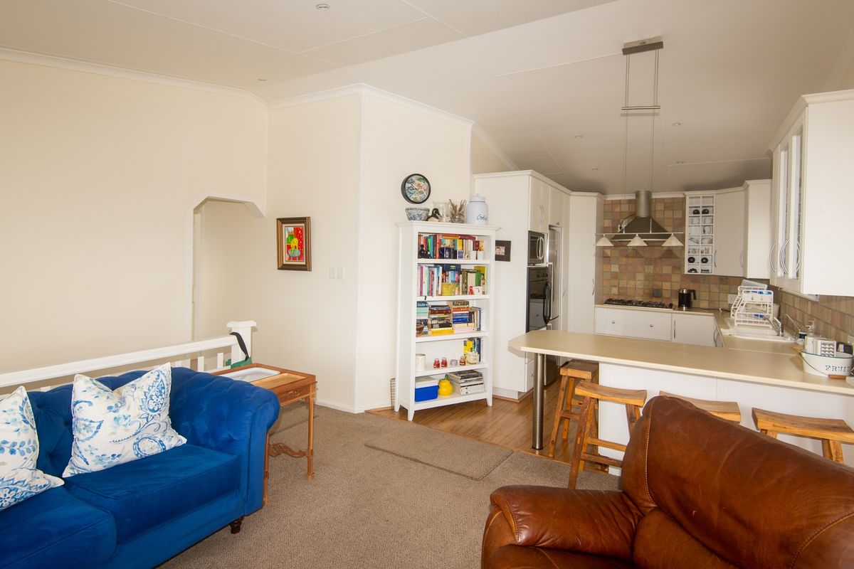 Exceptional Investment & Lifestyle Opportunity with Unmatched Views - Photo 4
