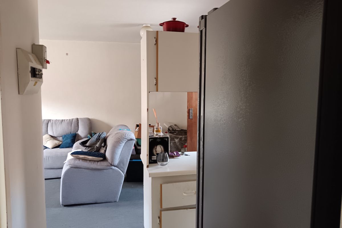 1 bedroom Apartment in Willows - Photo 5