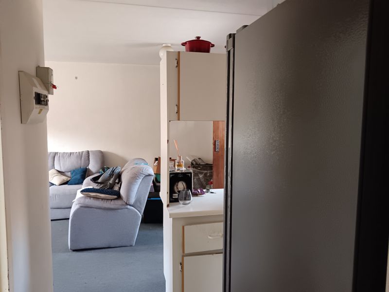 1 bedroom Apartment in Willows - Photo 5