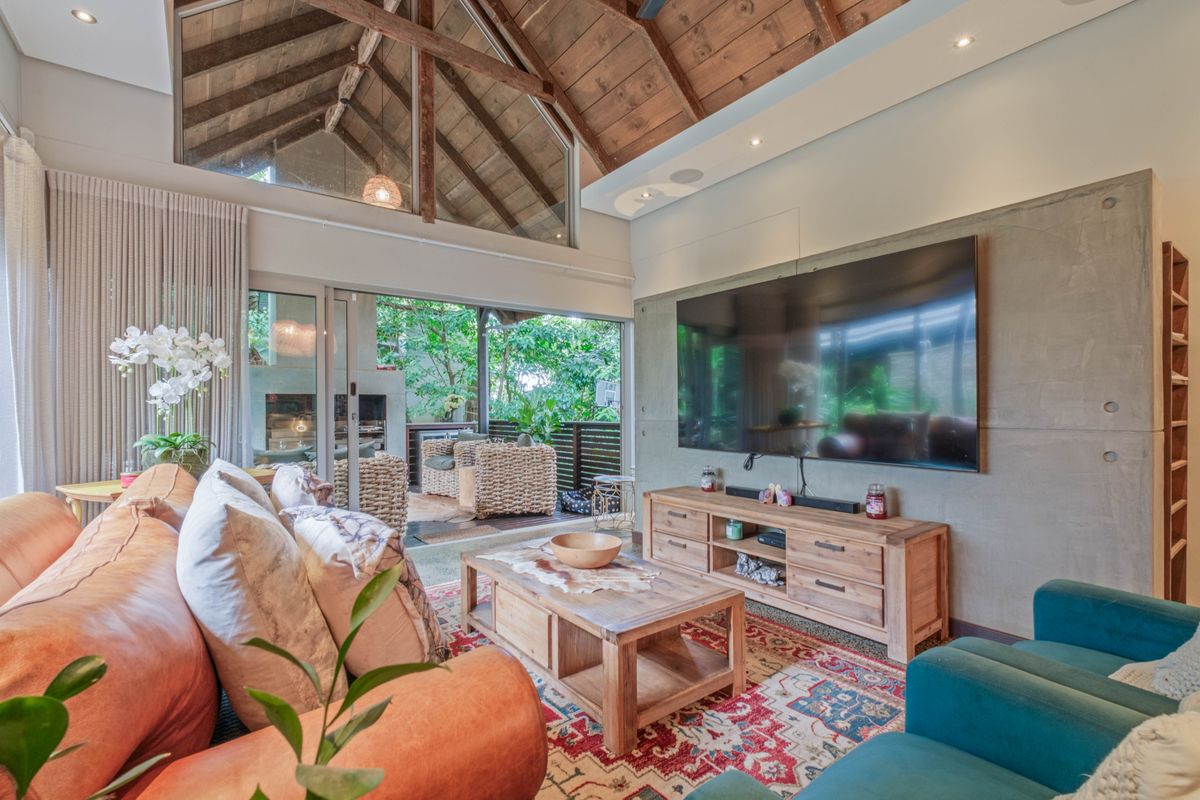 4 Bedroom Home with Loft & Granny Flat in Simbithi Eco Estate, Ballito - Photo 2