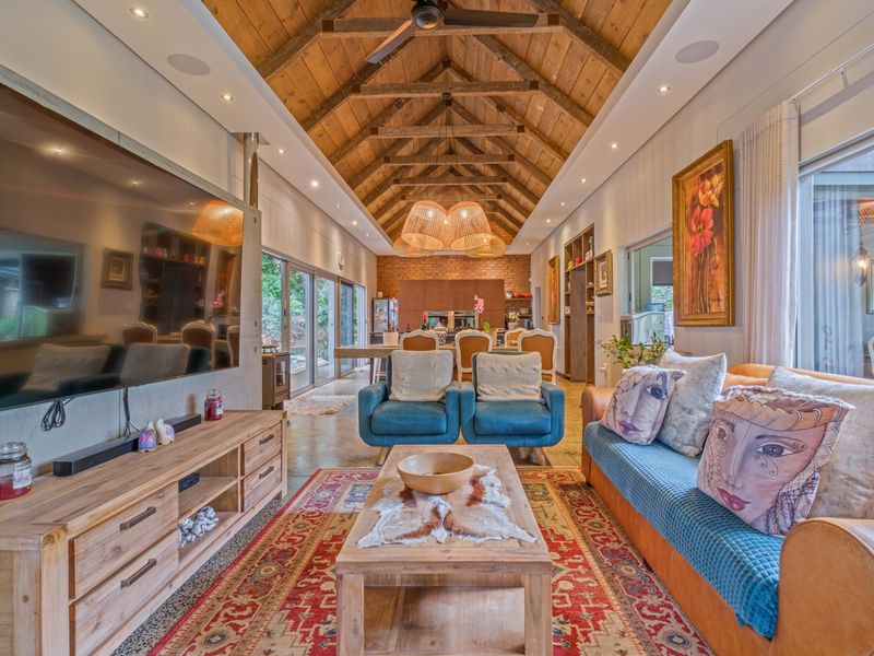 4 Bedroom Home with Loft & Granny Flat in Simbithi Eco Estate, Ballito - Photo 10