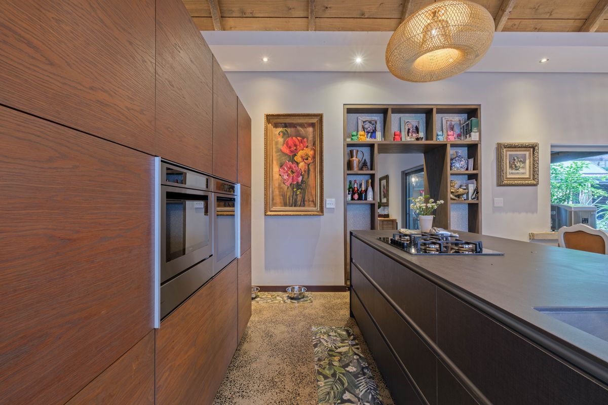 4 Bedroom Home with Loft & Granny Flat in Simbithi Eco Estate, Ballito - Photo 5