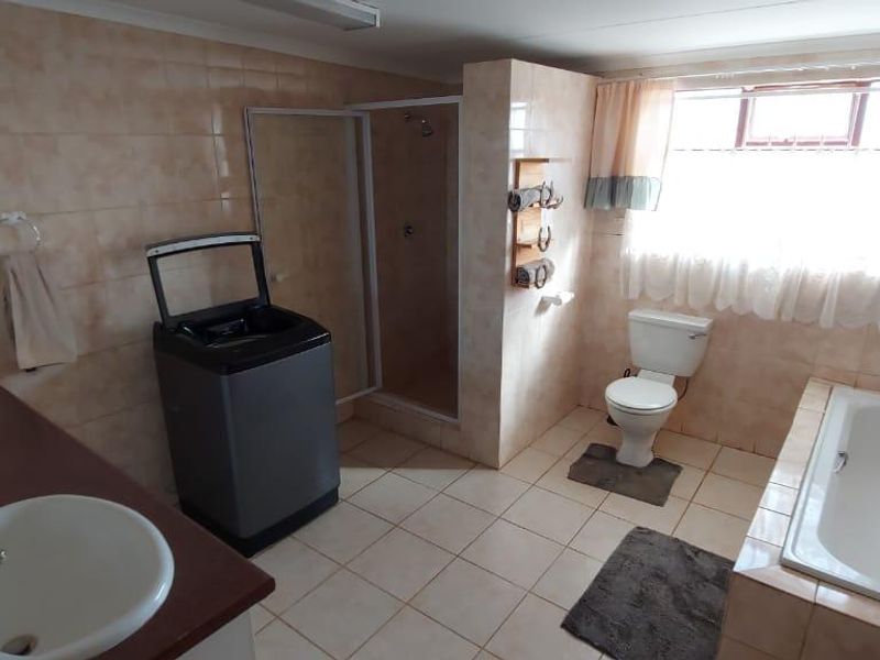 This property combines comfort with the beauty of nature . - Photo 7