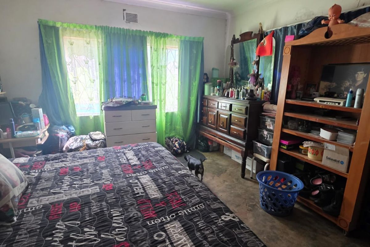 Expansive 2.14 Hectare Plot – Comfort, Space & Self-Sustainable Living - Photo 2