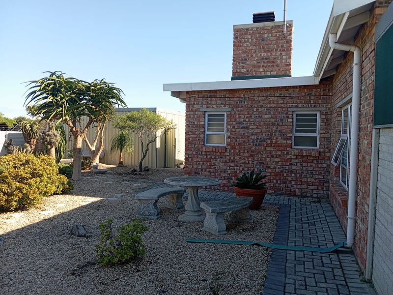 Tranquil Living Near the Sundays River – Pet-Friendly Family Home to Rent in Colchester - Photo 4