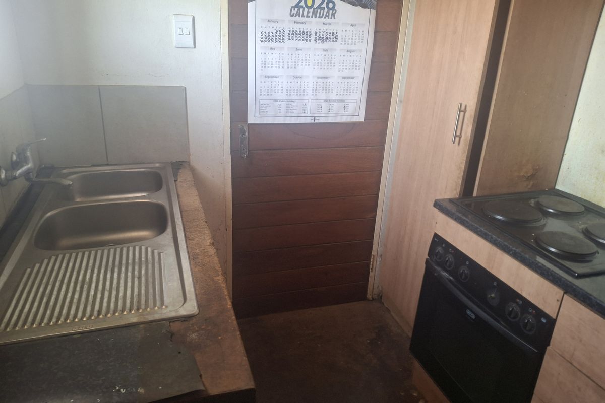 2-Bedroom House for Sale in Windmill Park Ext 28 - Photo 4