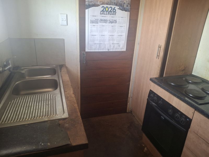 2-Bedroom House for Sale in Windmill Park Ext 28 - Photo 4