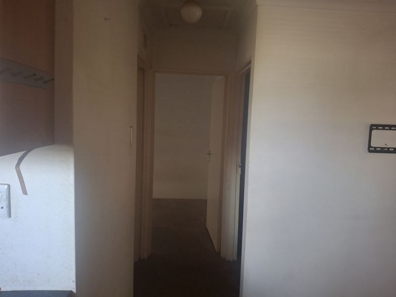 2-Bedroom House for Sale in Windmill Park Ext 28 - Photo 7