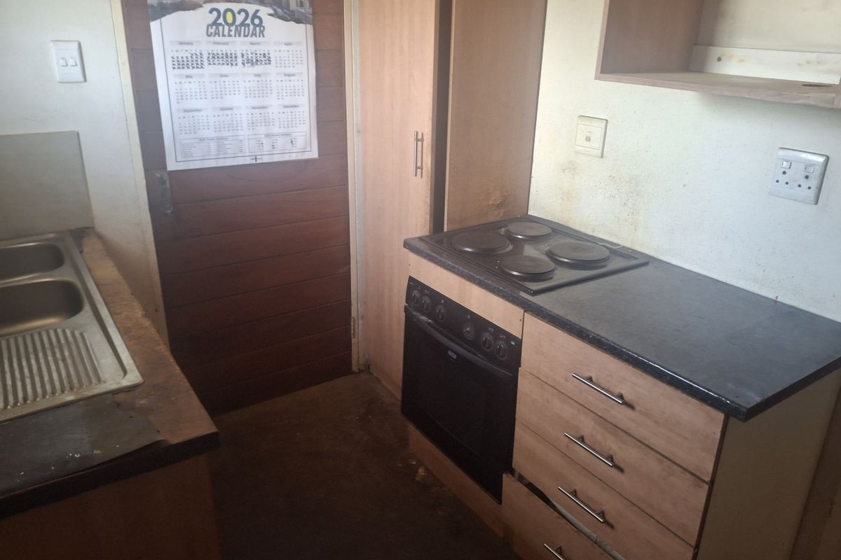 2-Bedroom House for Sale in Windmill Park Ext 28 - Photo 2