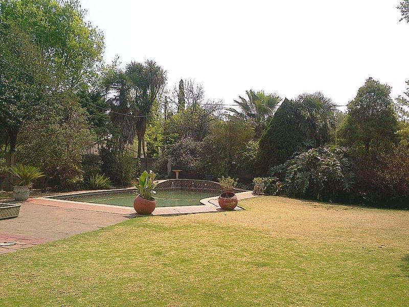 Spacious Family Home to Rent in Vaalpark! - Photo 4