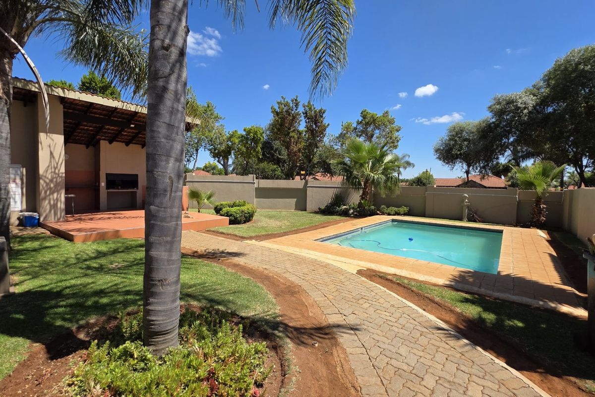 3 Bedroom Family Home on Offer! - Photo 2