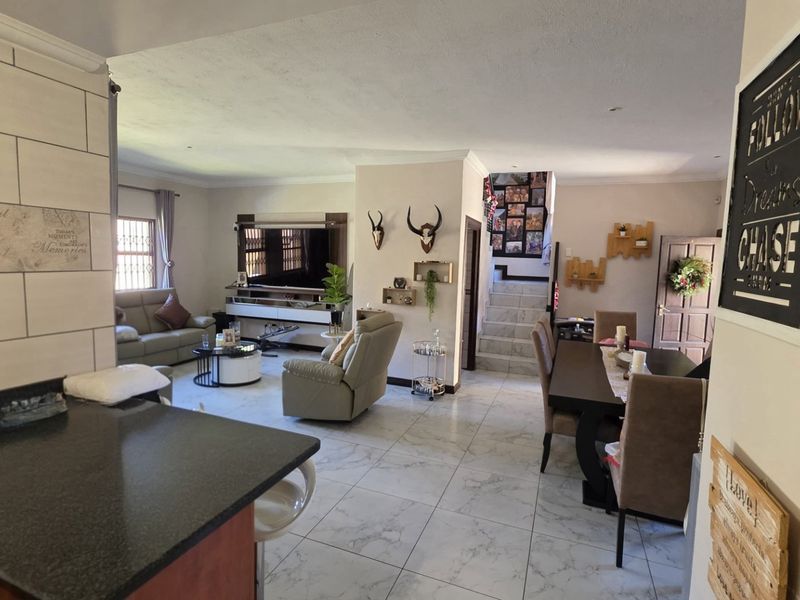 3 Bedroom Family Home on Offer! - Photo 4