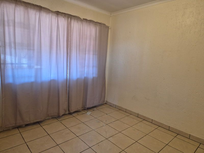 Why Rent When You Can Own? Affordable 1-Bedroom Gem in Kenleaf! - Photo 8