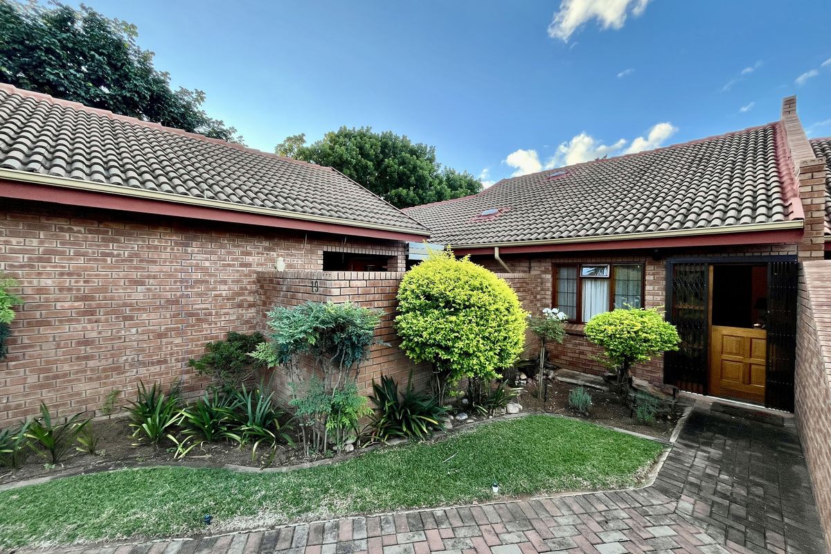 Modern 3-Bedroom Home with Eco-Friendly Features in Secure Palmeira Estate, Bela Bela - Photo 2