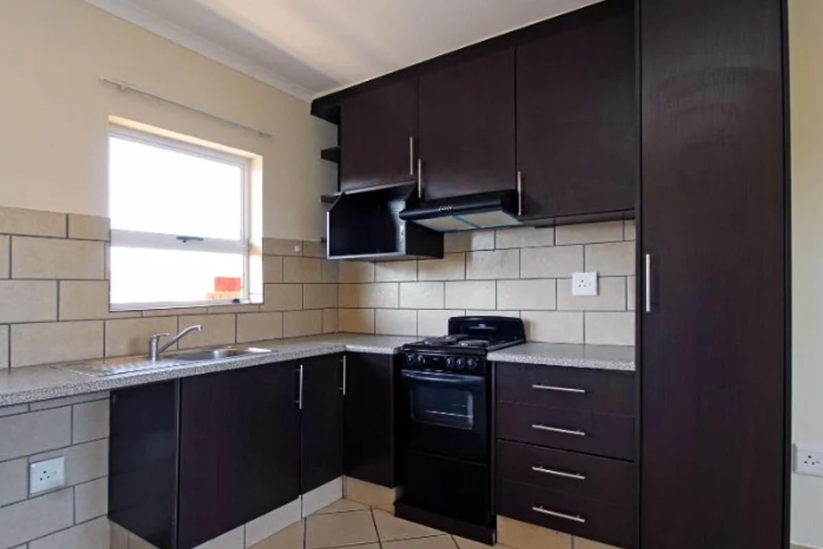 Discover Chronicles Apartments—where modern living meets affordability in the heart of Kempton Park. - Photo 2