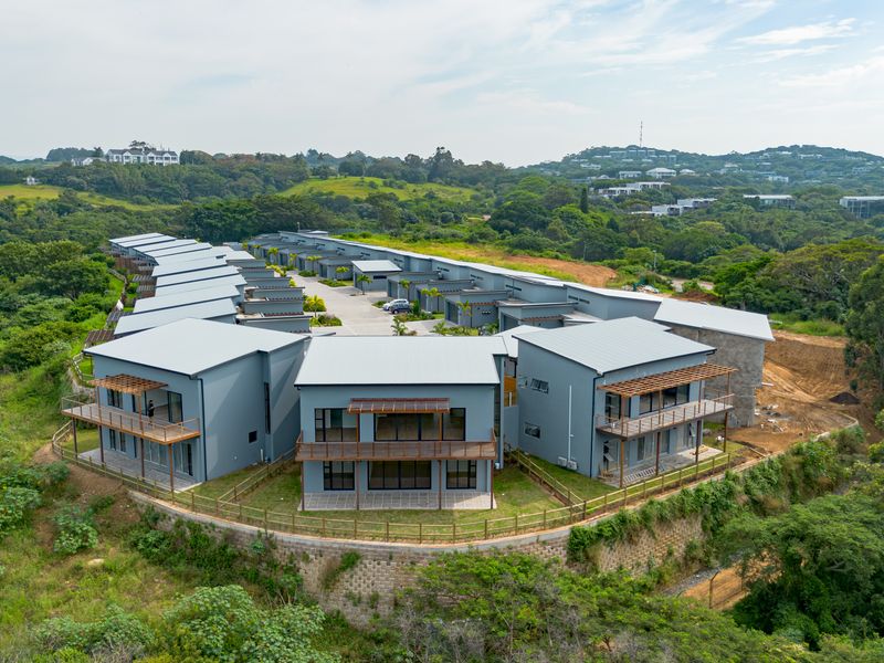 Elegant Coastal Residence with Sea Views – No Transfer Duty - Photo 5