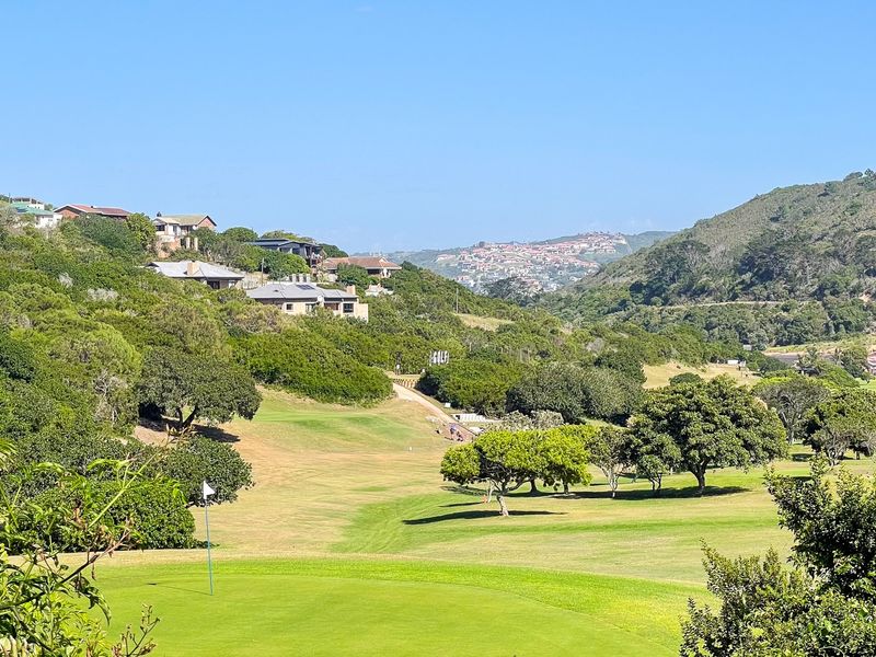 A rare opportunity to own a stylish, easy-living coastal home in a prime golf course setting. - Photo 3