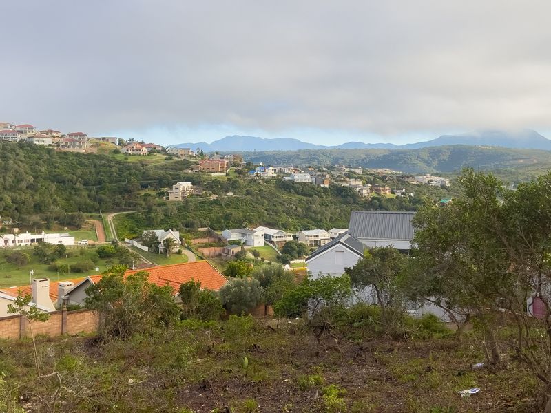 Prime vacant stand with magnificent views – and a whole lot of potential! - Photo 5