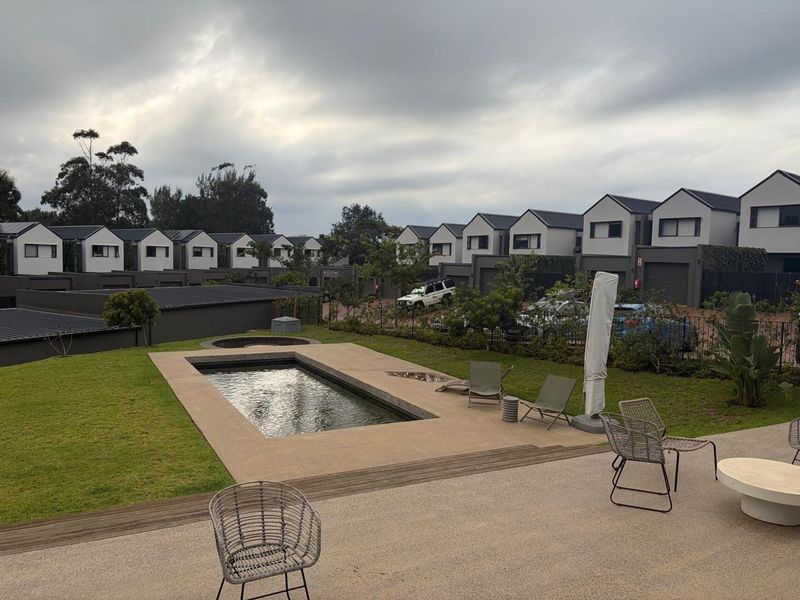 Modern Newly Built Townhouse in The Woods, Elaleni Estate – R22 000 per Month - Photo 2