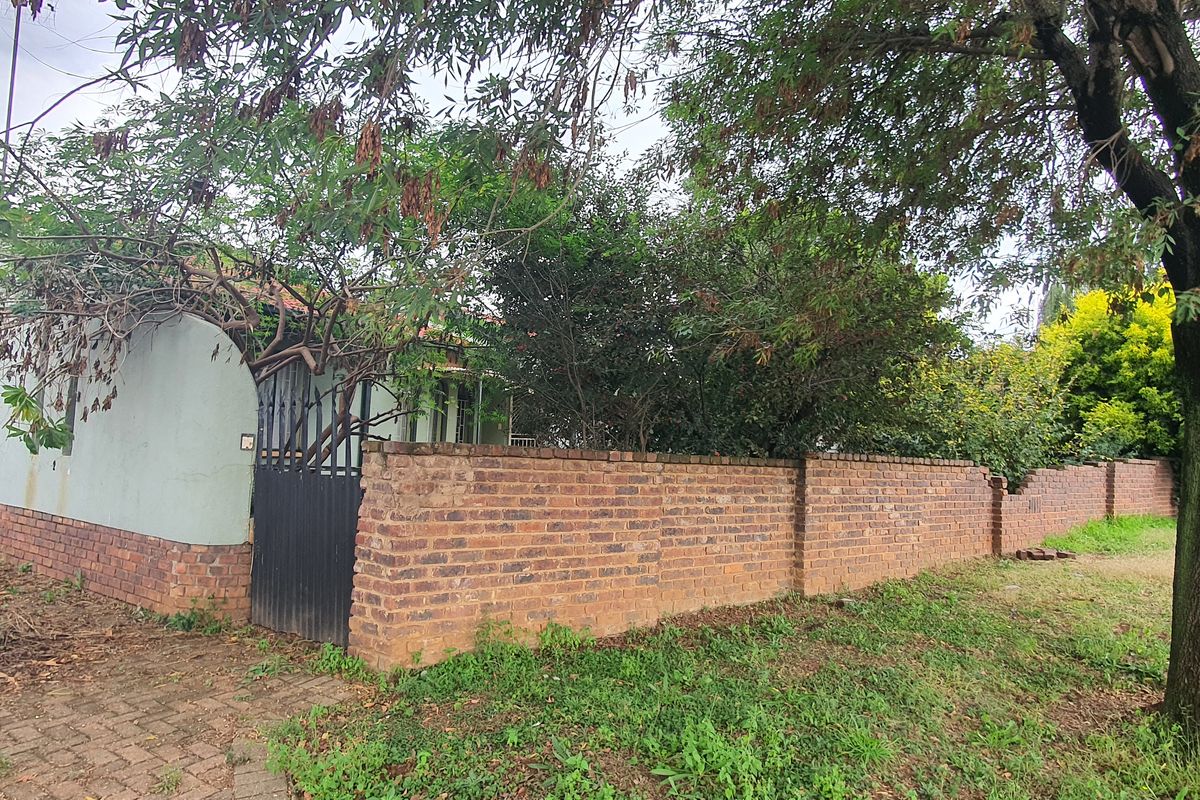 House For Sale In Heidelberg - Photo 2