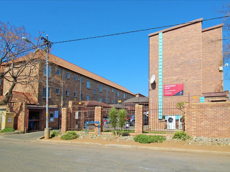 1-bedroom, 1-bathroom apartment for Sale in Kempton Park - Photo 2