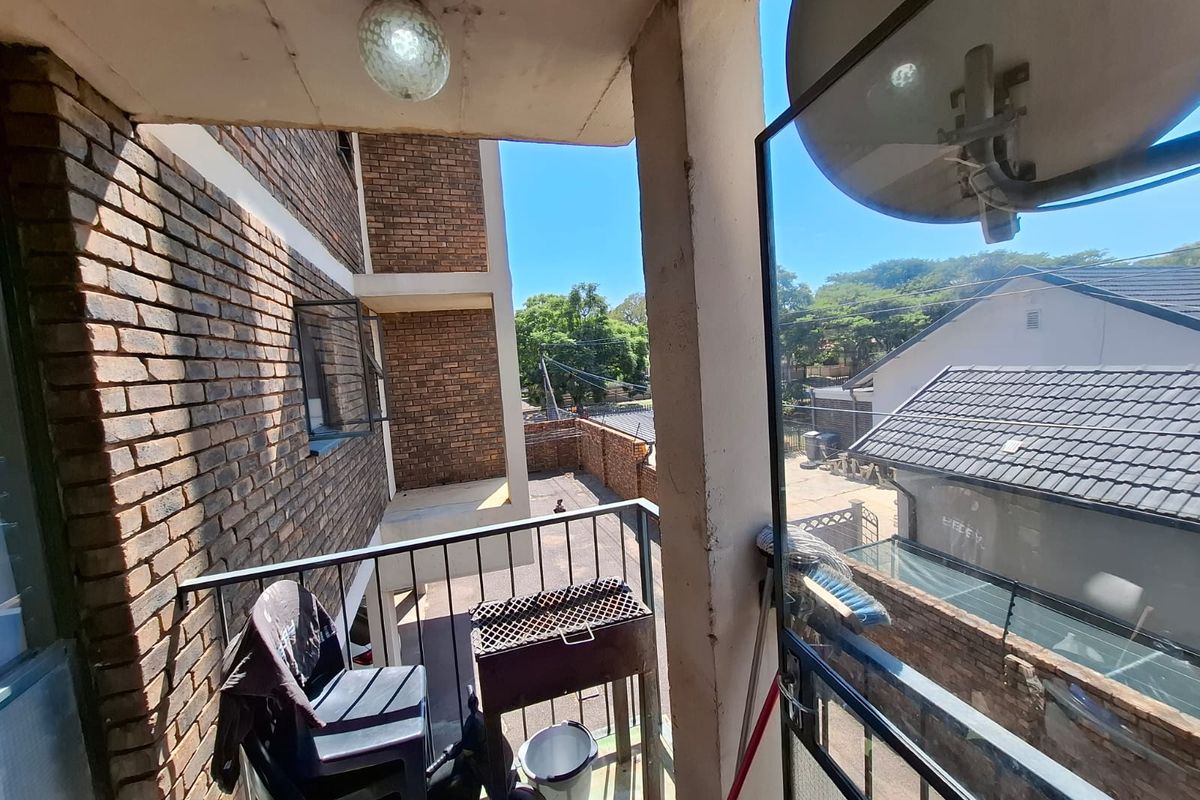 Apartment For Sale In Pretoria - Photo 5