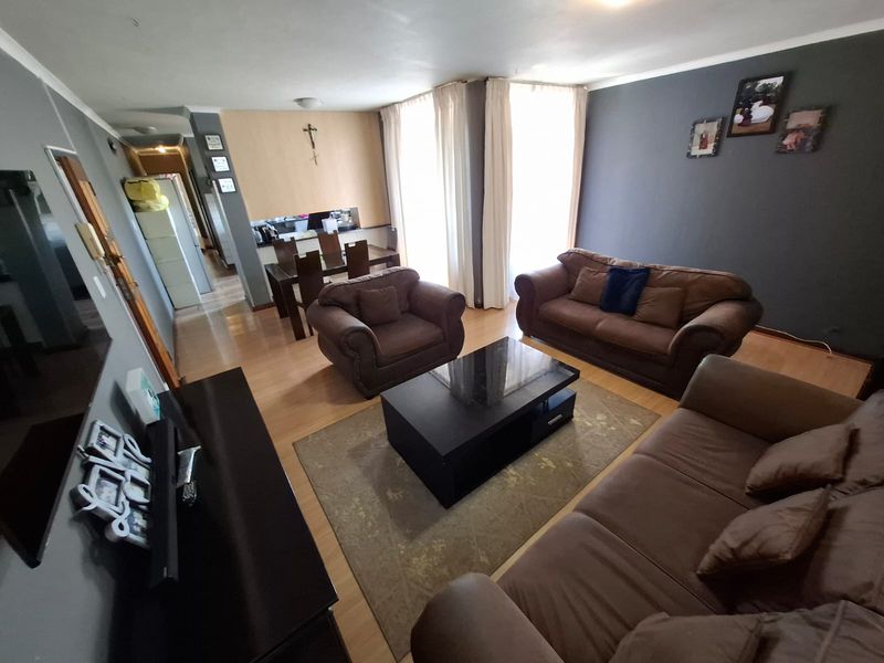 Apartment For Sale In Pretoria - Photo 4