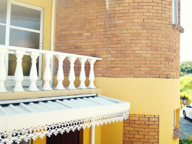 Elegant Coastal Living in Tugela Padianager - Photo 10