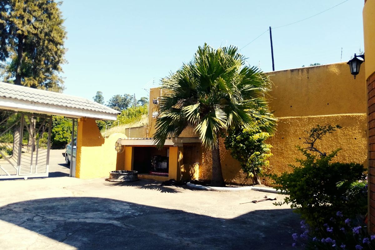 Elegant Coastal Living in Tugela Padianager - Photo 3