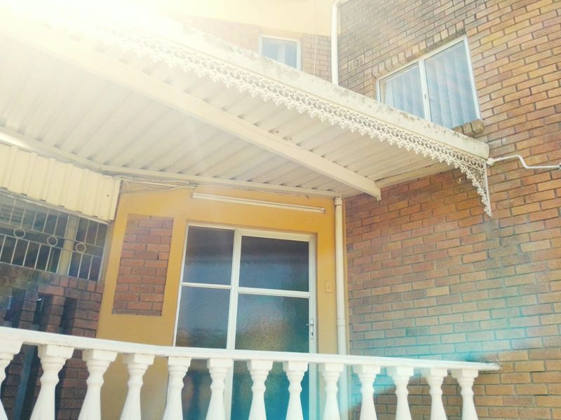 Elegant Coastal Living in Tugela Padianager - Photo 8