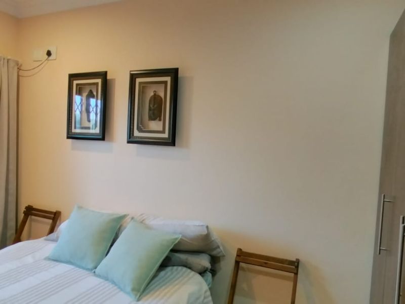 Great property in a great estate! - Photo 8