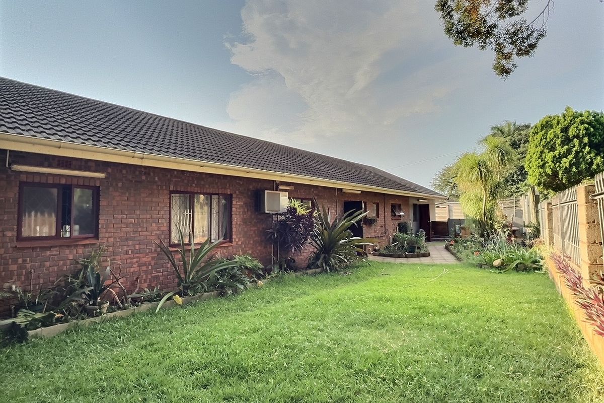 House For Sale In Mtunzini - Photo 2