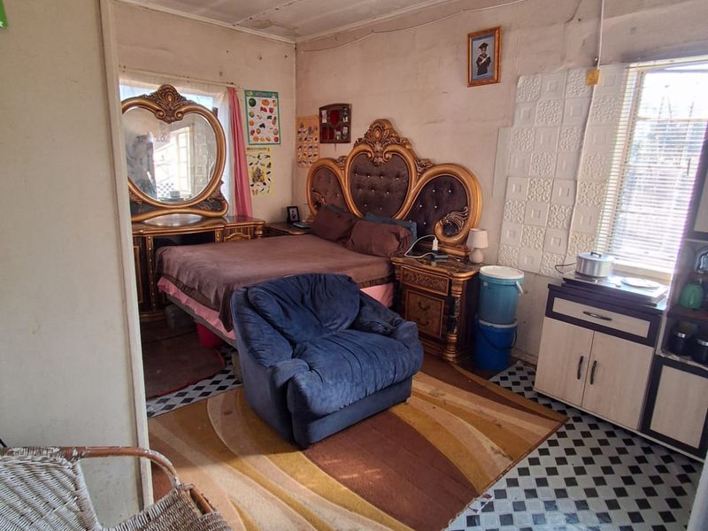 Investment Opportunity – 6-Bedroom Property in Peacehaven, Vereeniging. - Photo 5