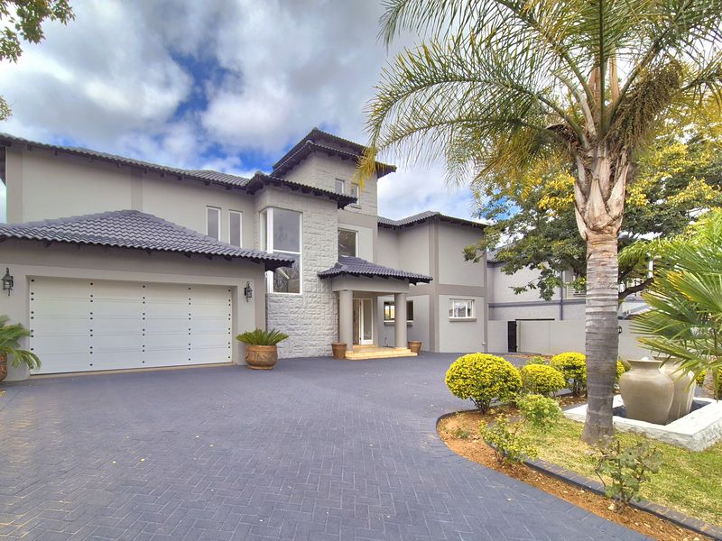 Prime Villa For Sale n Helderwyk Estate! - Photo 2